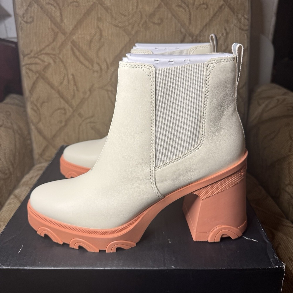 Sorel Women's Cream and Orange Boots - Picture 3 of 9